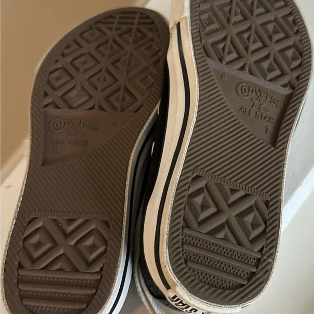 Converse Kids Black Low-Top All Star Sneakers